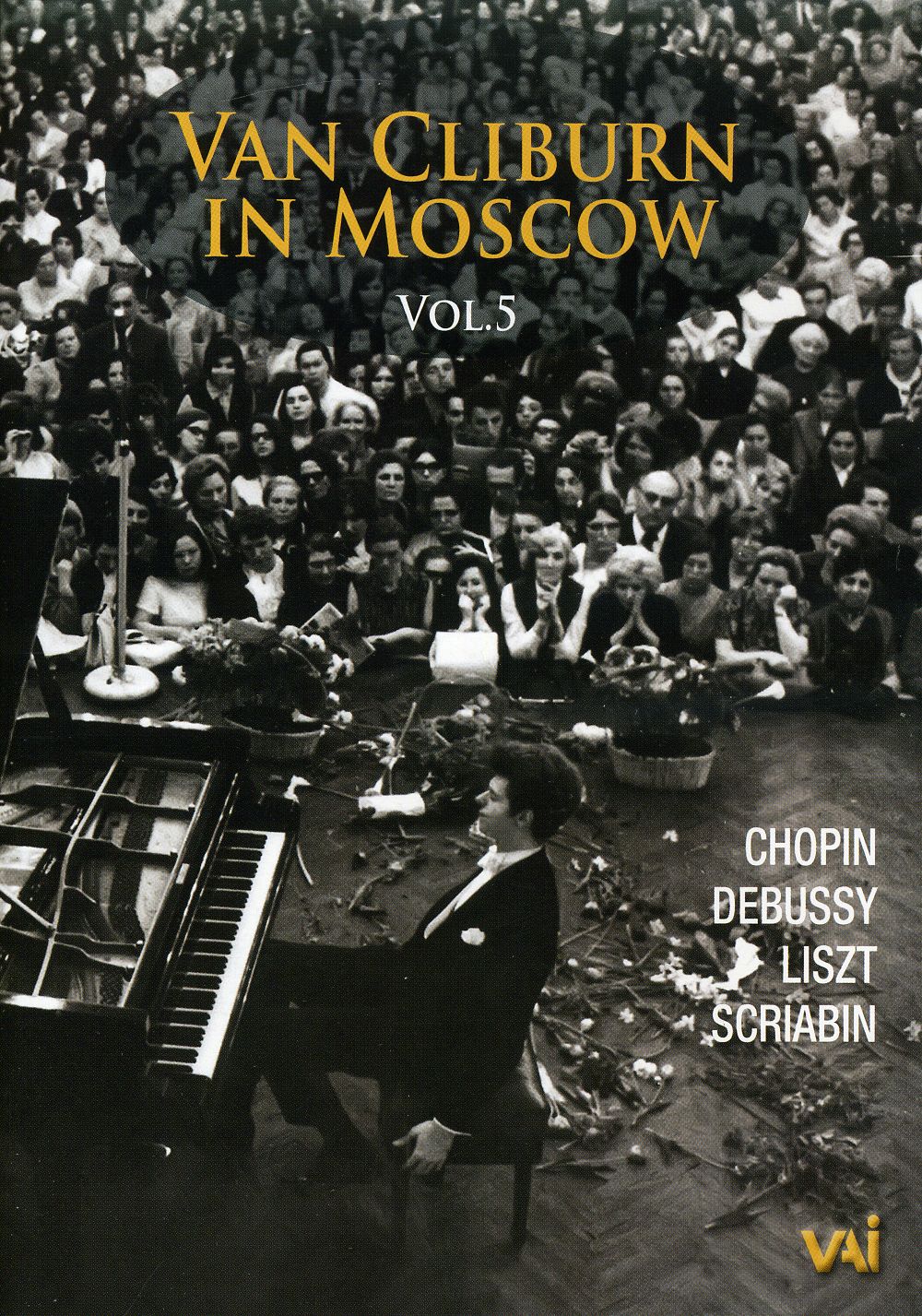 VAN CLIBURN IN MOSCOW 5 / (B&W)