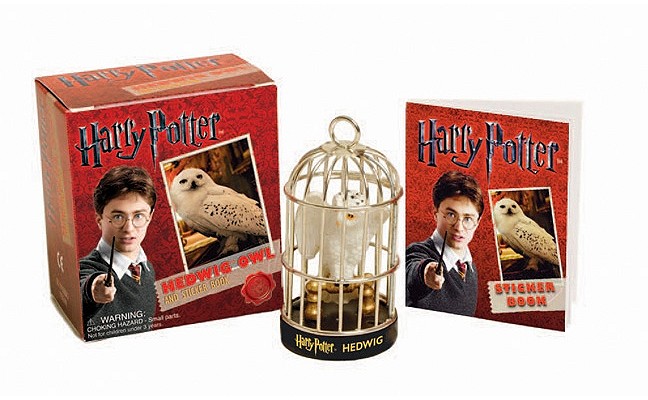 Harry Potter Hedwig Owl and Sticker Kit [With Sticker(s)]